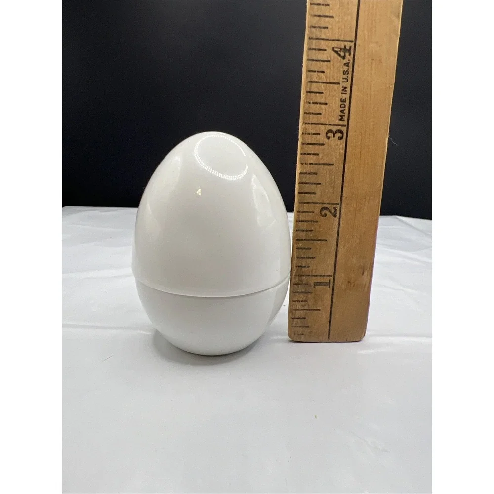 Vintage Avon Stacking Hard Boiled Egg Salt & Pepper Shaker Set Porcelain 1980s